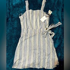 Size medium romper shorts/skirt never worn